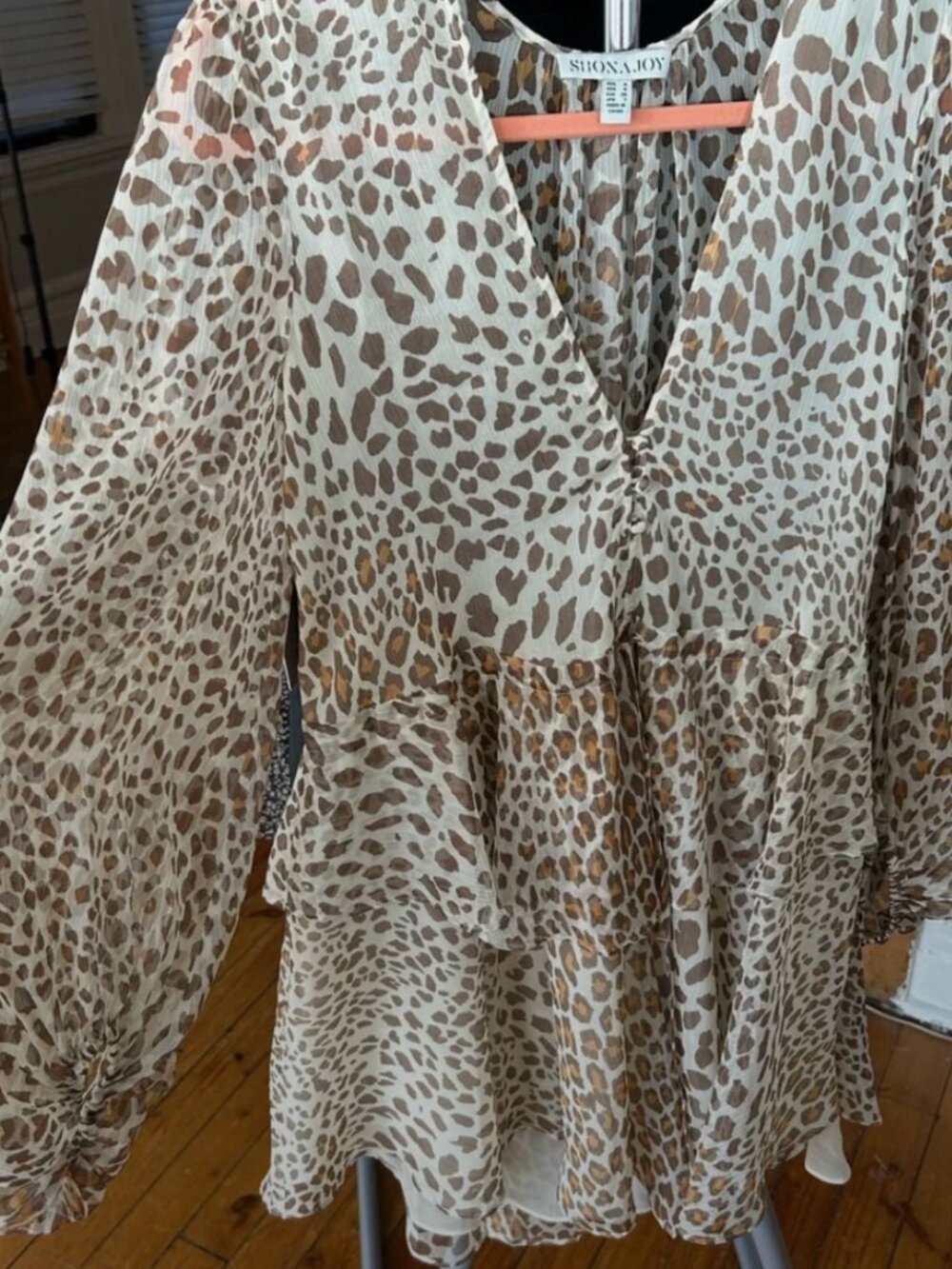 Shona Joy Ghetty Balloon Sleeve Leopard Mini Dress - Picture 5 of 8